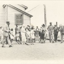 Page_37_2 Frank Braybrook outside school in Negritos